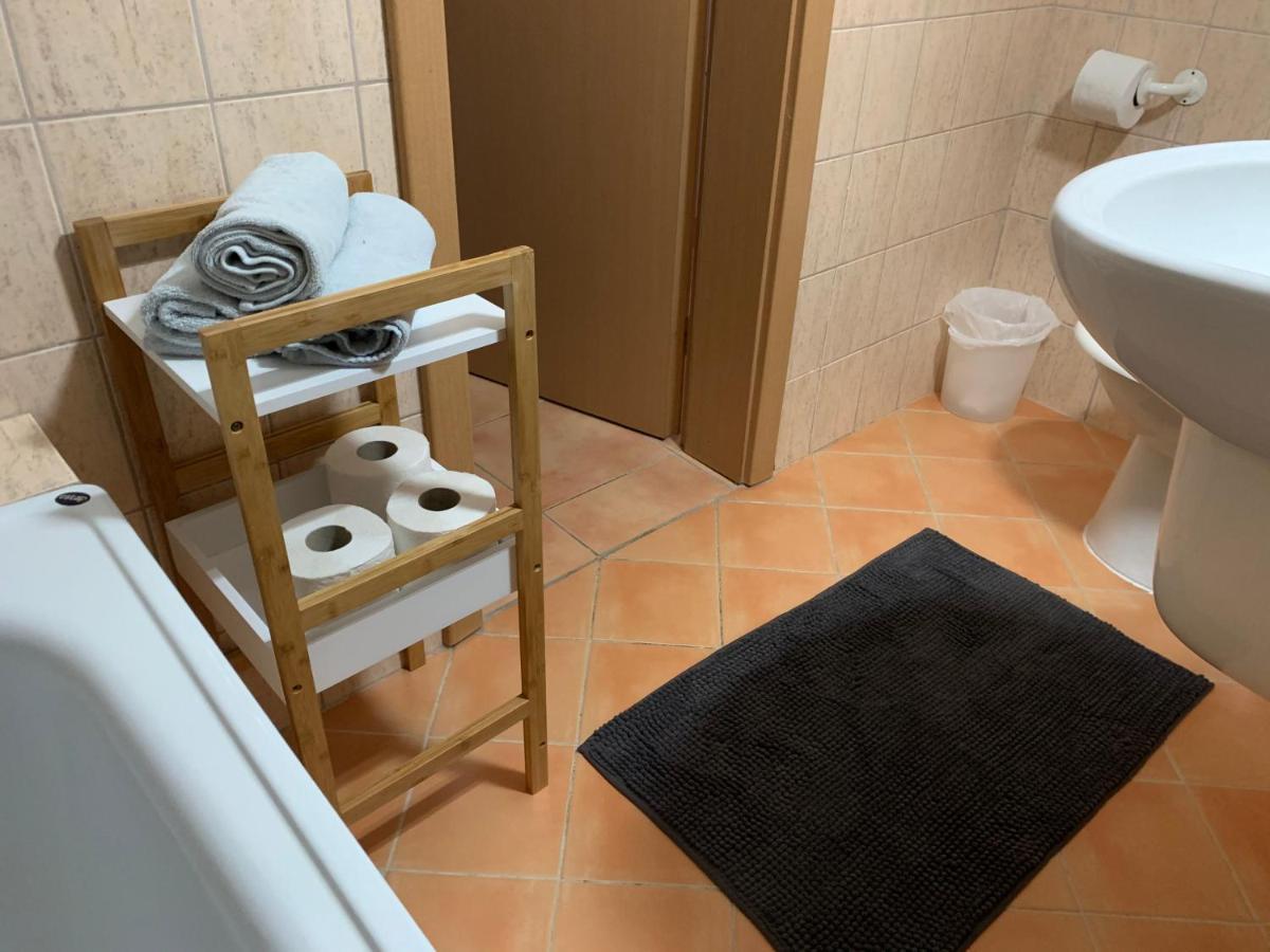 דונובאלי Apartmanovy Dom Magura מראה חיצוני תמונה
